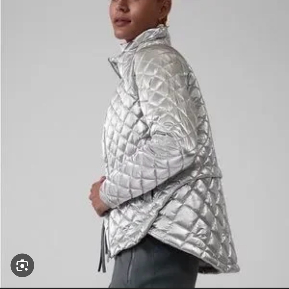 Athleta Women's Metallic Silver Quilted Puffer Jacket NWT